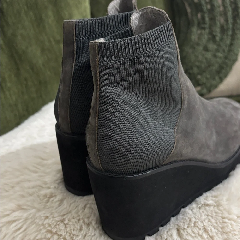 Eileen Fisher Gray Adele Graphite‎ Suede Wedge Booties Ankle Boots
